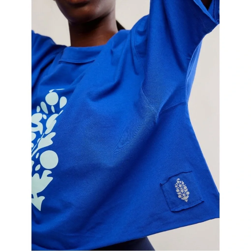 NWT Free People Movement Inspire Crop tee in electro shock combo blue size Large - Picture 3 of 10